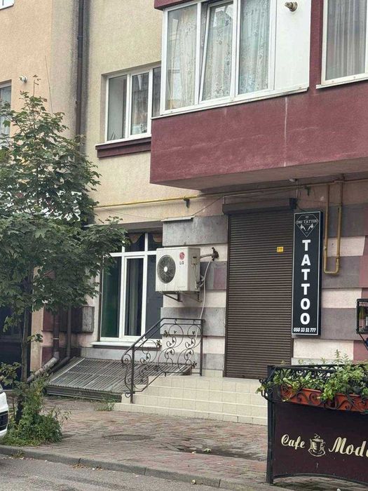 Оренда комерційного приміщення по вул Українська