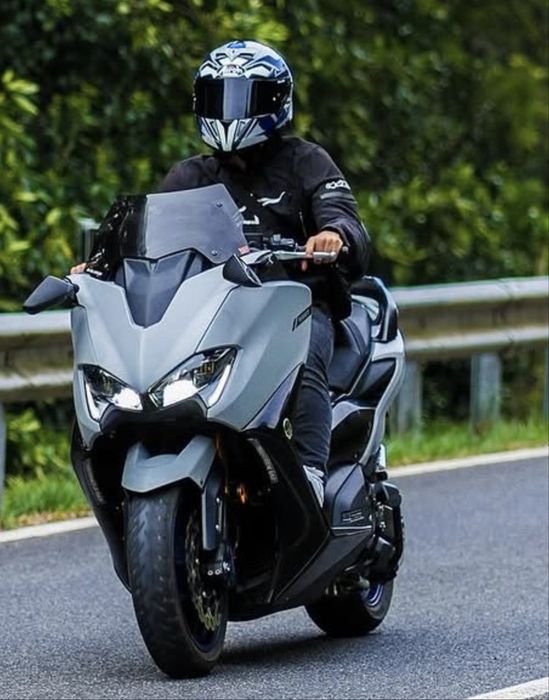 T-max 560 tech max 2020