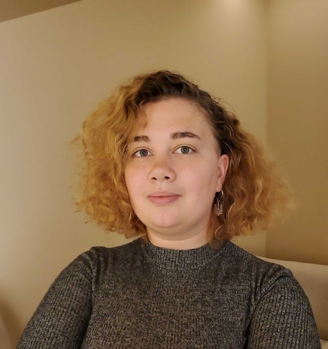 Викладач/ Репетитор з англійської мови/ English tutor