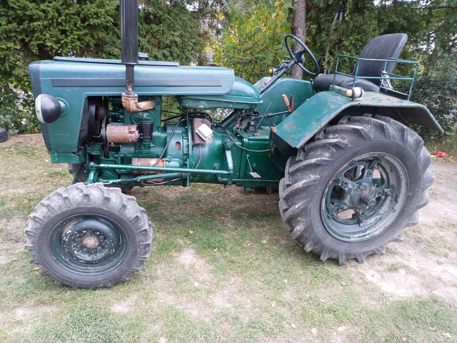 Ciągnik rolniczy Zetor  silnikiem ursus C-330 + osprzęt