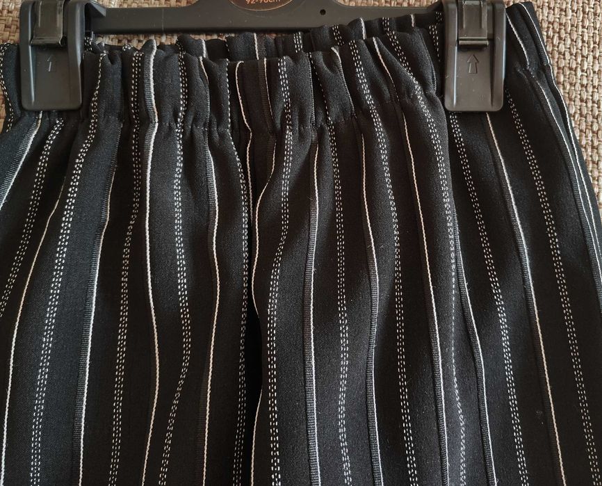 Стильні штани в полоску