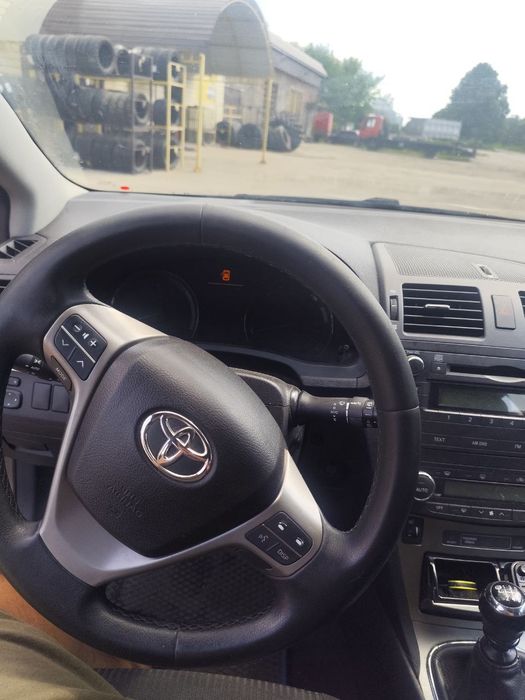 Toyota Avensis 2010