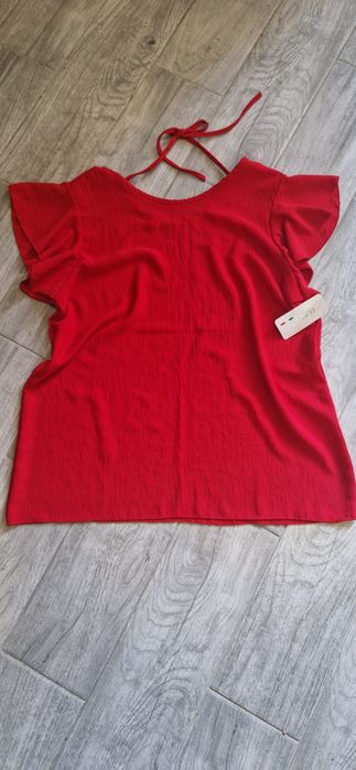 Śliczna nowa czerwona bluzka z wiązaniem z tyłu Italy moda