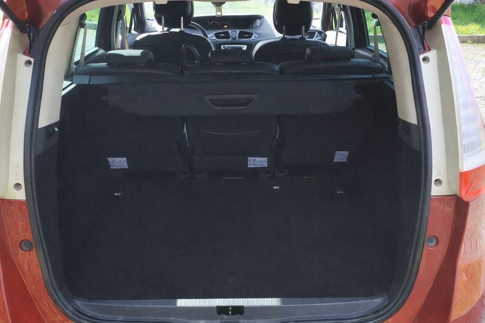 Renault Scenic 1.5 DCI Bose Edition

-Ano 2012
-Motor 1.5 DCI (rápido