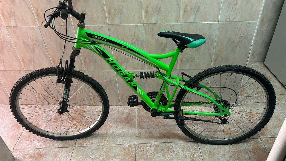 Bicicleta BTT usada
