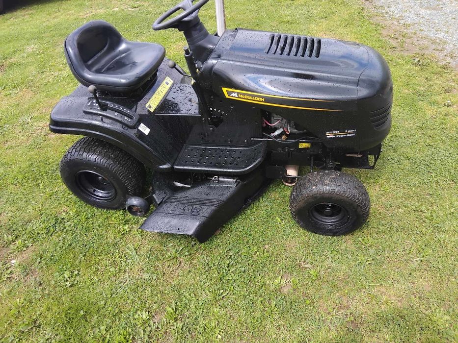 Trator corta relva mcculloch com 12, 5 cv e 107 cm de largura de corte