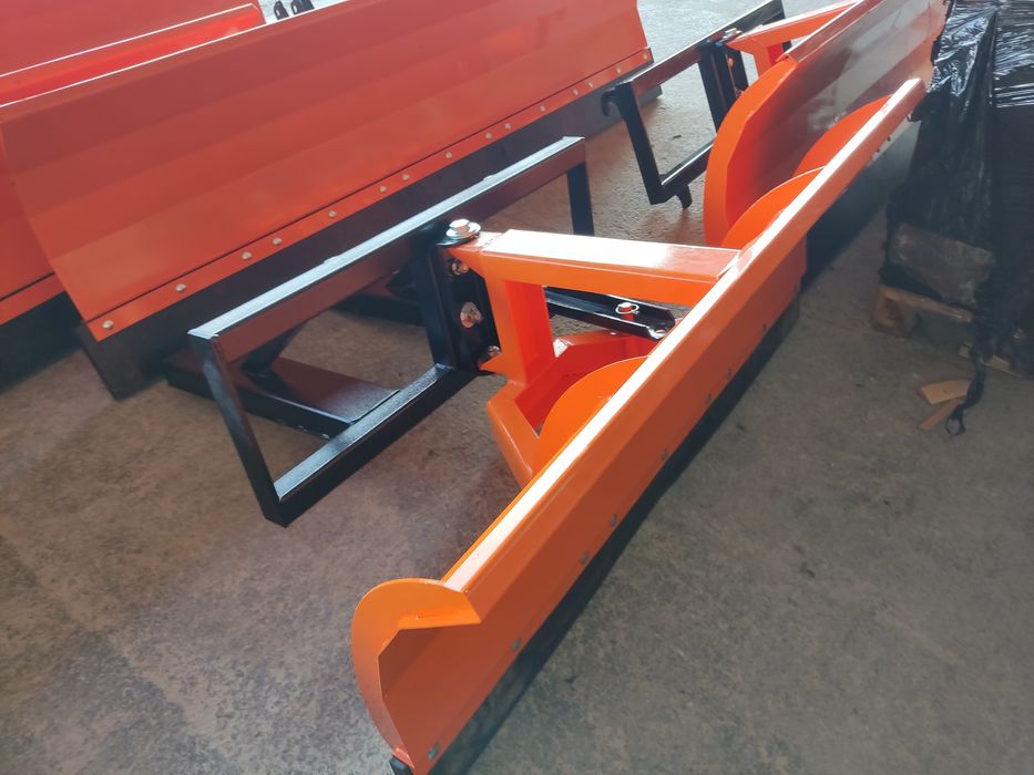 pług do śniegu do tura tuz  spychacz do traktora do widlaka dostawa