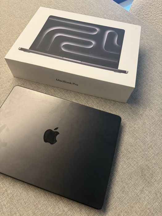 Mac pro M3 14 polegadas 512GB