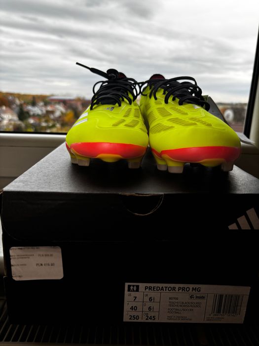 Korki Adidas Predator PRO MG