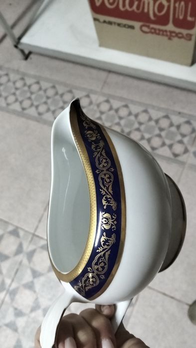 Serviço jantar porcelana 70p.