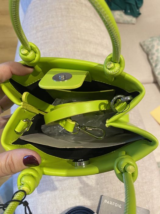 Malas tote com alça de ombro/ verde e azul 10€ cada