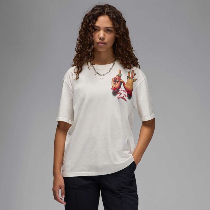Футболка Jordan Women's Graphic  оригінал HM7275-133