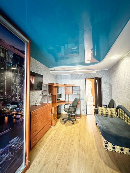 Продаж великої 2кім. квартири. Ремзавод Льотна