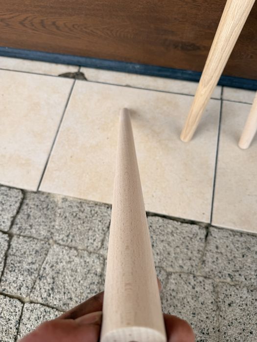 Nogi toczone do stolików dąb i buk