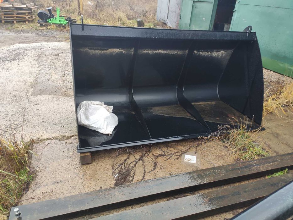 Фронтальний навантажувач на трактор МТЗ 82, Фронтальный погрузчик КУН