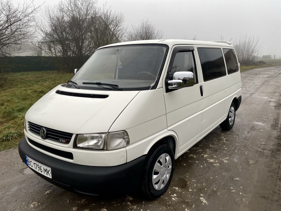 Бус доглянутий та обслужений у відмінному стані, жодних вкладень не потребує, двигун працює ідеально, коробка, щеплення без проблем, ходова зроблена, кузов цілий, салон чистий і теплий, пасажир 8 місць, хто тому послужить без проблем довгі роки.