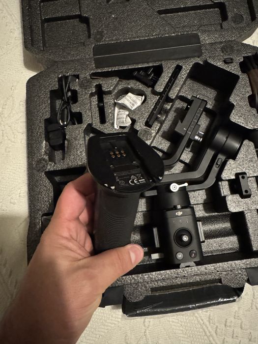 DJI Ronin S Estabilizador Guimbal para Cameras DSLR ou Mirror