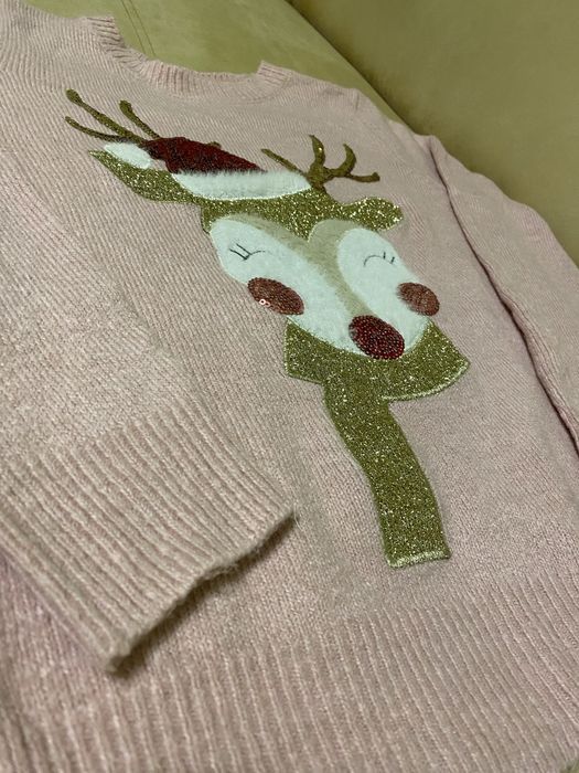 Святковий      светр