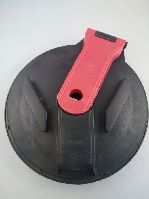 Pokrywa zbiornika opryskiwacza śr.22