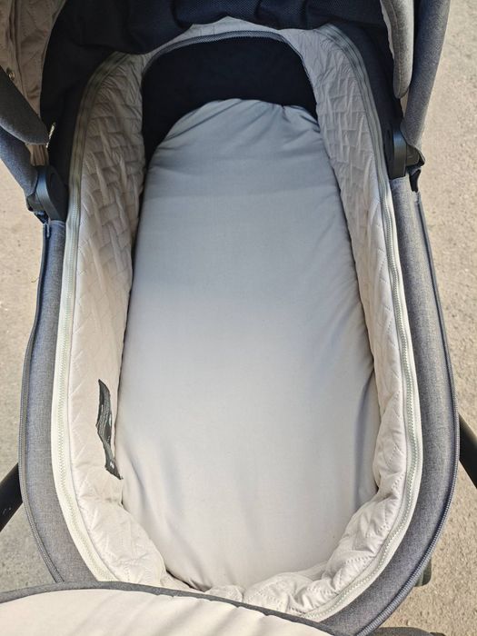 Коляска  Carello Epica 2в1 (можливо 3 в 1)