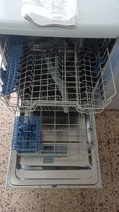 Máquina de Lavar Loiça INDESIT DFG 15B10 (13 Conjuntos - 60 cm - Branc