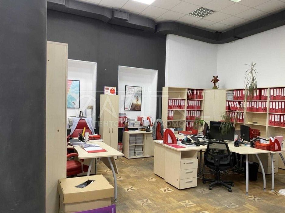Пропонується в оренду сучасний офіс площею 204 м², розташований на 4-му  Володимирська - Вид 4