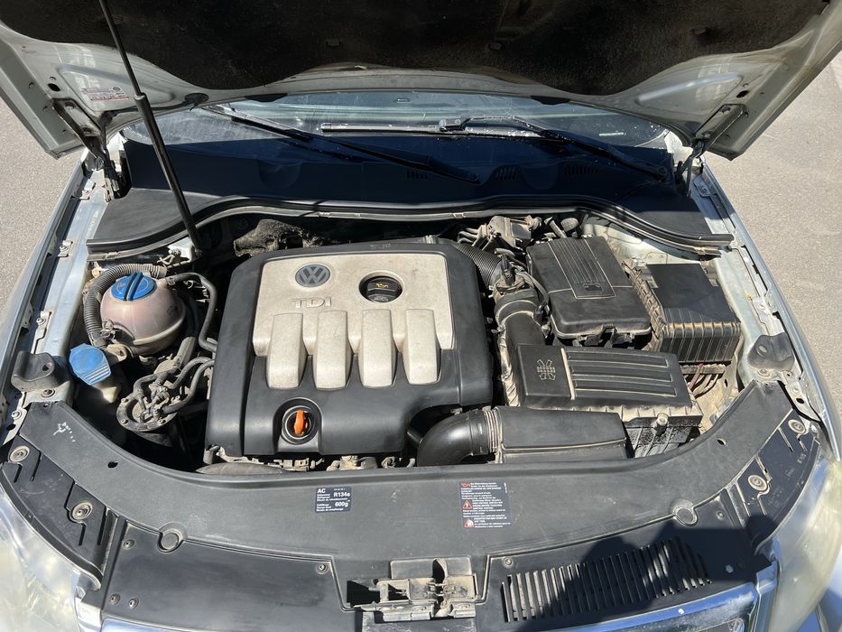 Продам Volkswagen Passat B6 2.0 TDI в гарному стані.