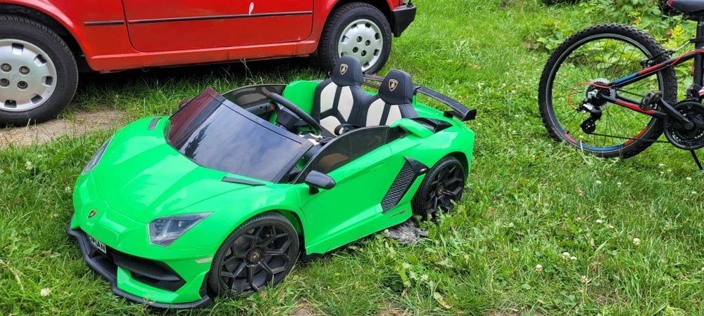 Lamborghini Aventador svj dla dzieci