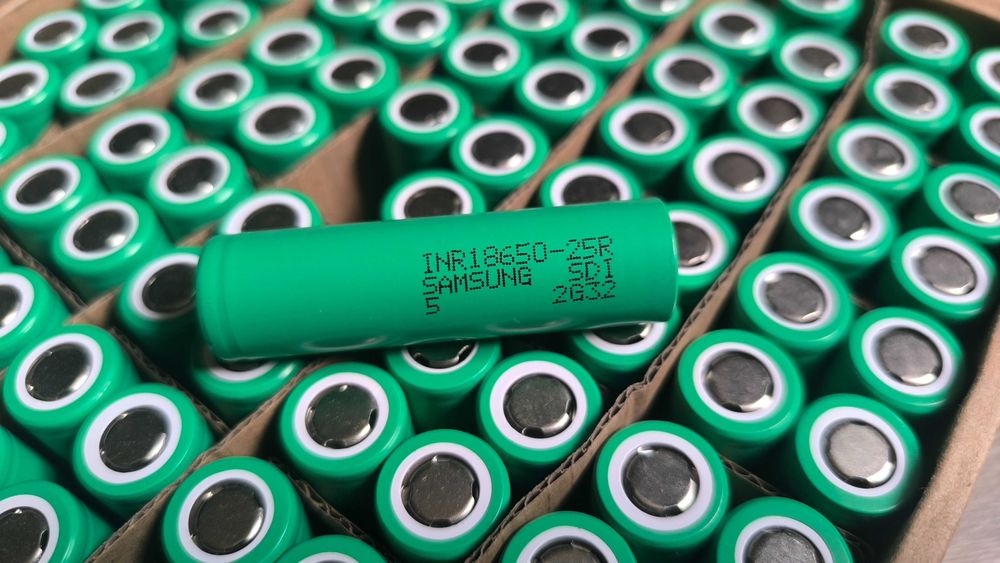 Аккумулятор Li-Ion Samsung INR18650-25R, 2700mAh 20A EVE LJ Dmegc soni