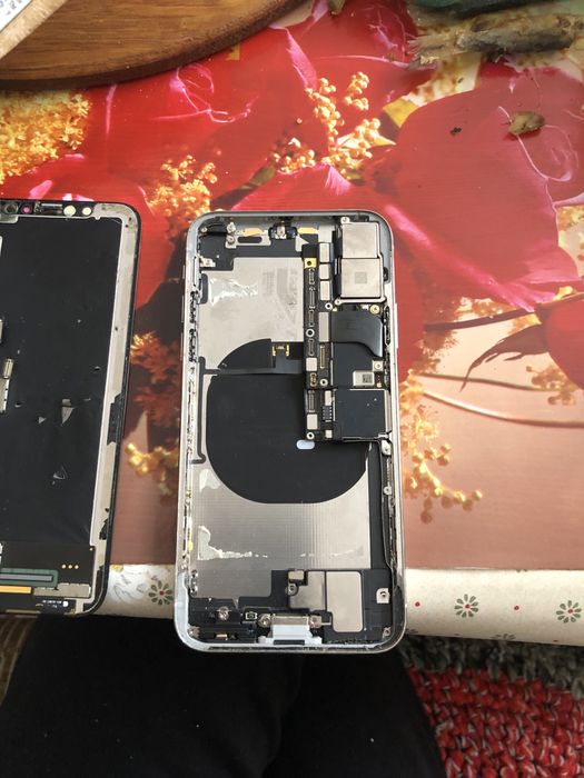 Запчастини айфон 10