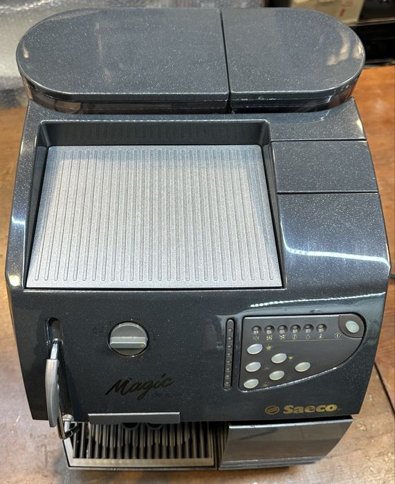 Продам кофемашину Caeco