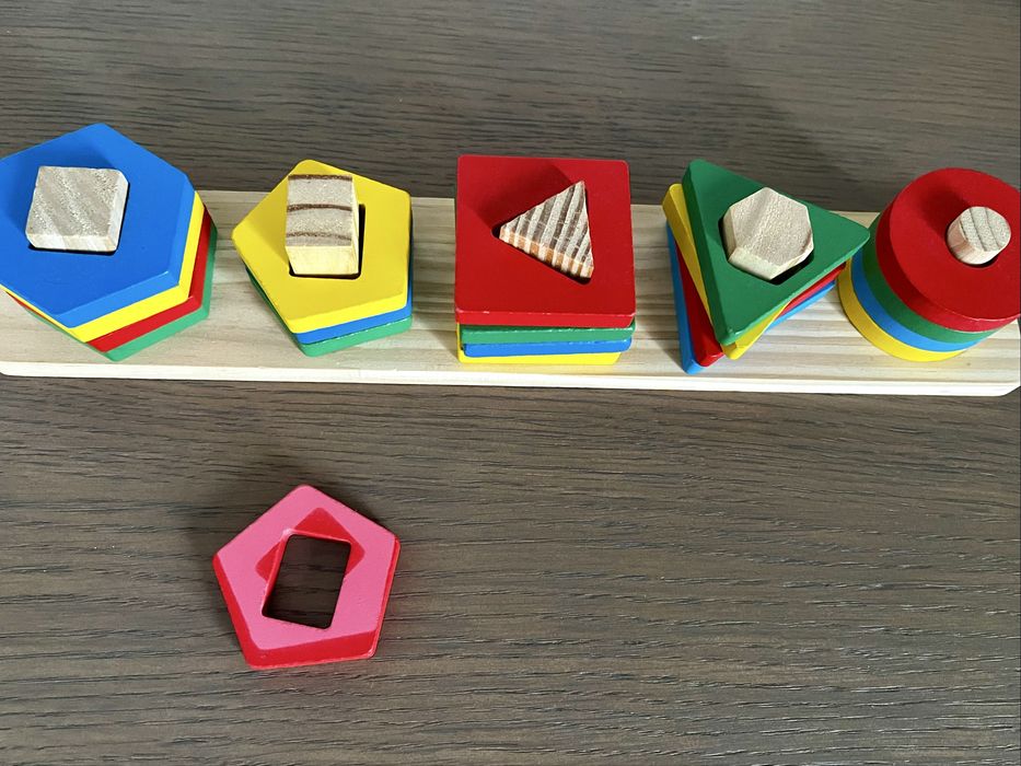 Сортер геометрика деревянний