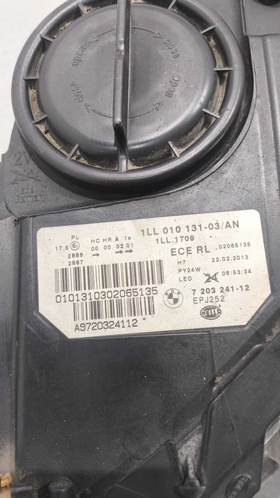 Farol BMW Serie 5 (F10/F11) Halogéneo Esquerdo Pré-LCI   7203.241