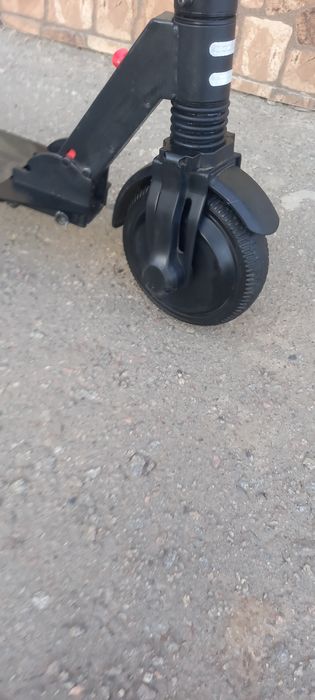 Електросамокат Denver