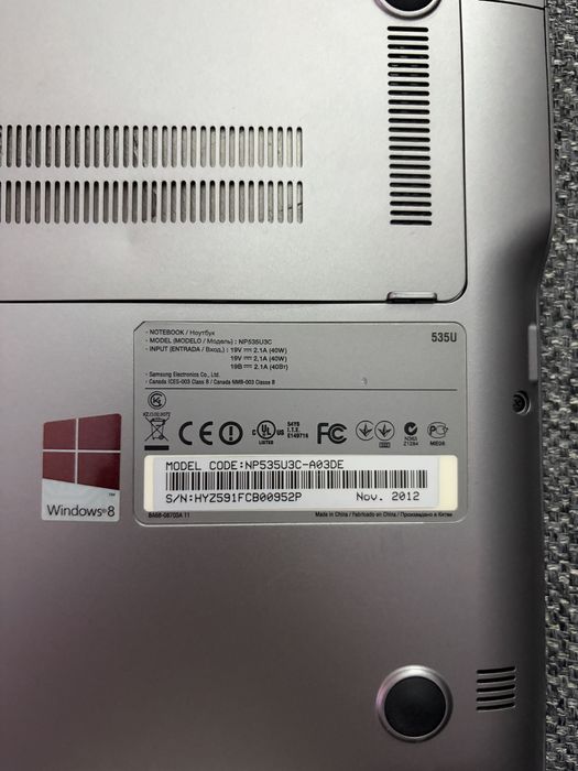 Laptop Samsung / Model : NP535U3C
