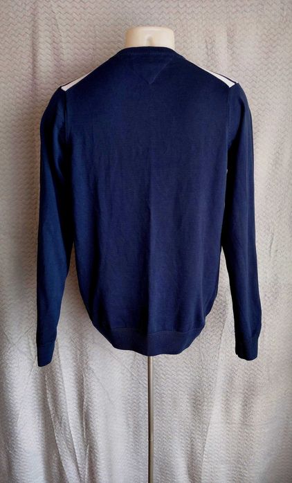 Tommy Hilfiger piękny męski sweter.