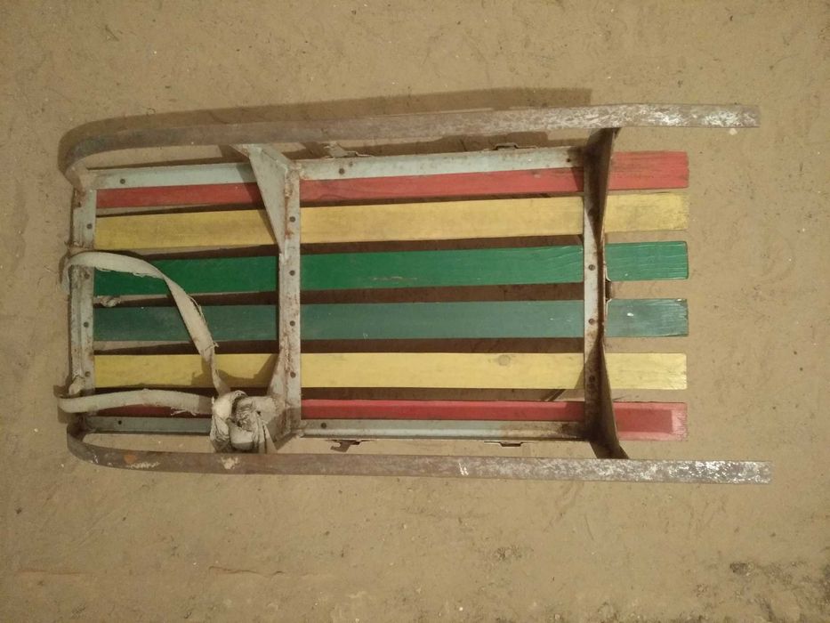 Продам советскиe санки