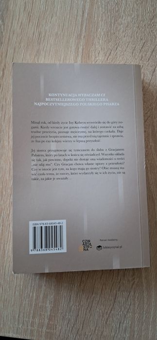 Książka "Nie ufaj mu" Remigiusza Mroza