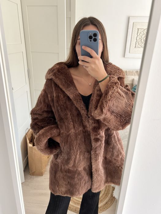 Sobretudo/ casaco de inverno em pele castanho