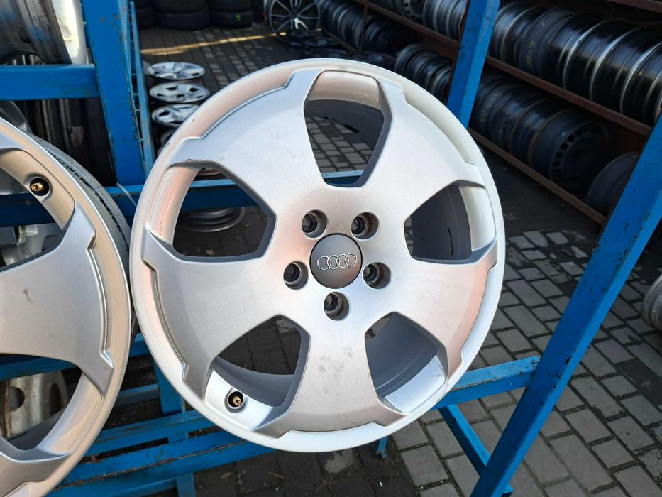 Оригінальні диски Audi 5/112 R17 7,5J ET56 8PO 601 025C.