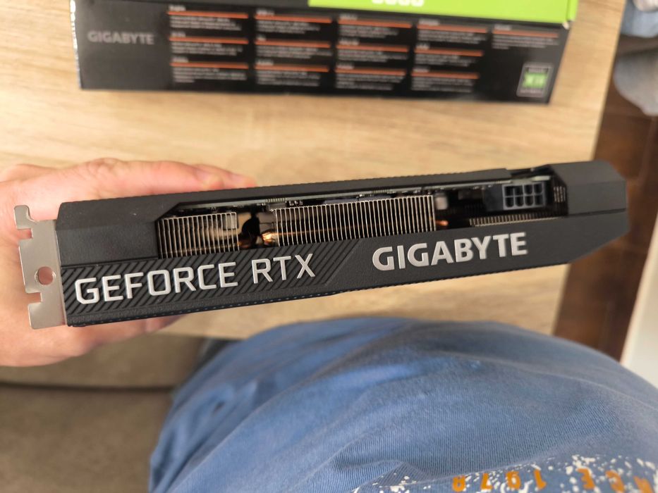 Placa gráfica RTX 3060 12gb em perfeito estado