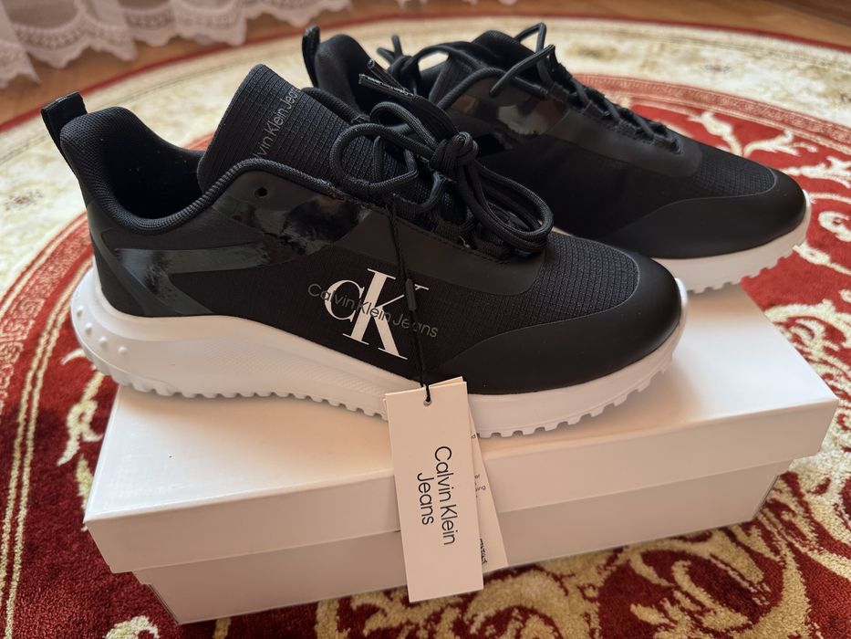 Кросівки Calvin Klein, розмір 41, устілка 26 см оригінал