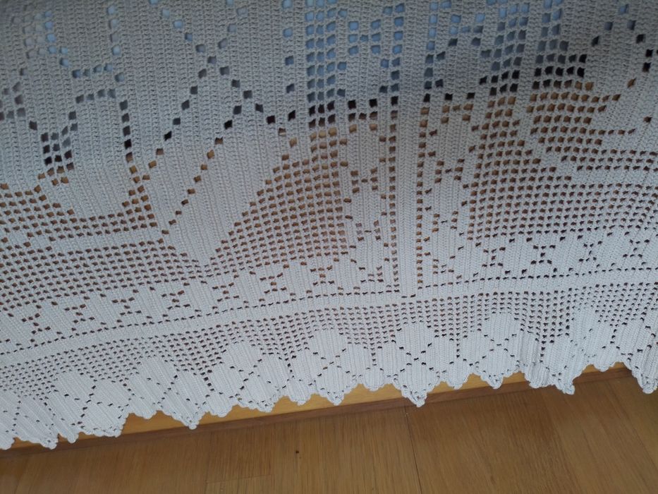 Colcha de crochê feita a mão