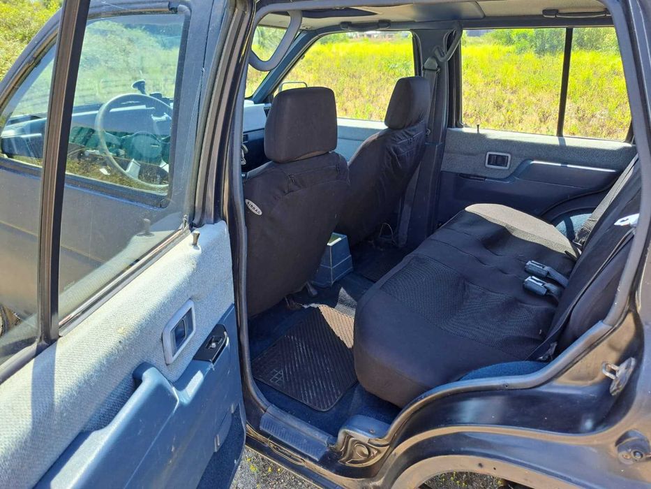 Nissan Terrano 1 (5 portas)