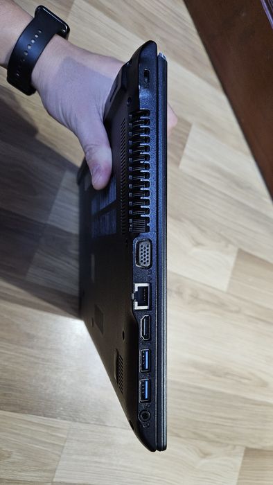 Ігровий ноутбук Acer V3-575G-57CN / I5-6200U / Nvidia 940M / 8Gb