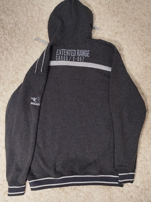 Тепла чорна кофта