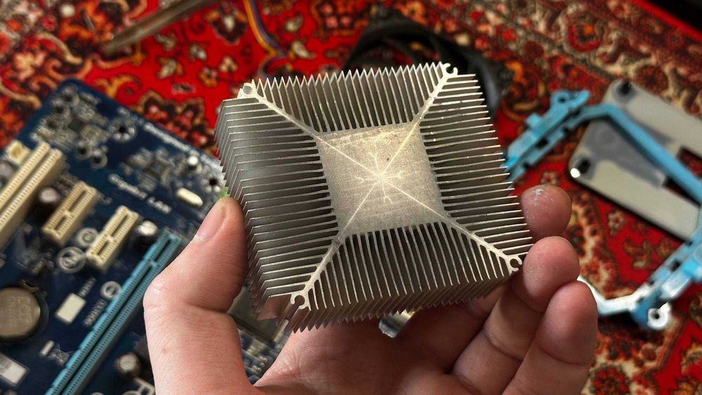Мат. плата Gigabyte GA-M68MT-S2P + Проц. AMD Athlon II X2 250 3.00GHz
