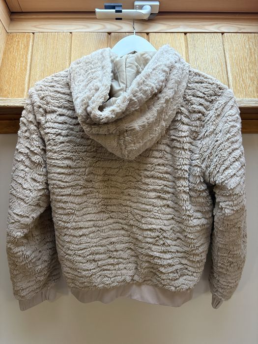 Casaco de pelo beje da MDD como novo