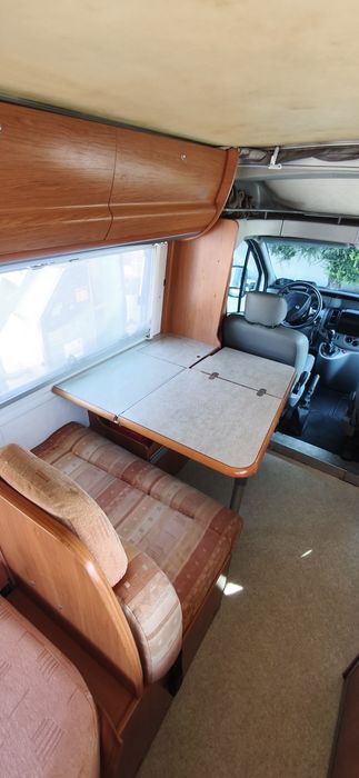 Autocaravana Renault Eriba stayl 2.0  4lugares de livrete  2003