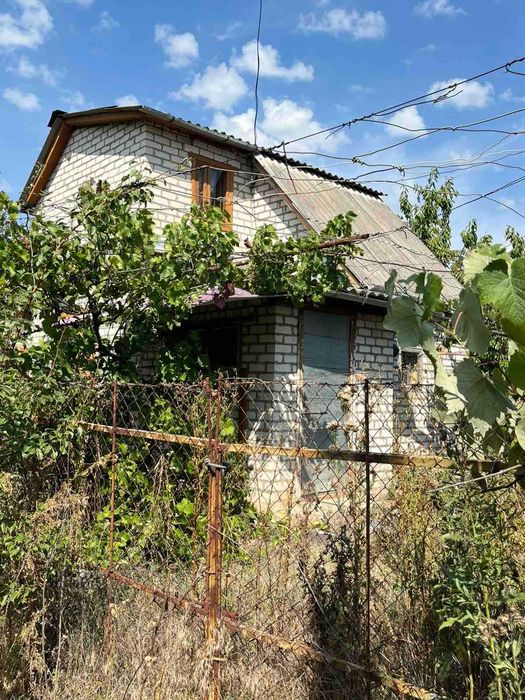 Продається дача в кооперативі "Колос"